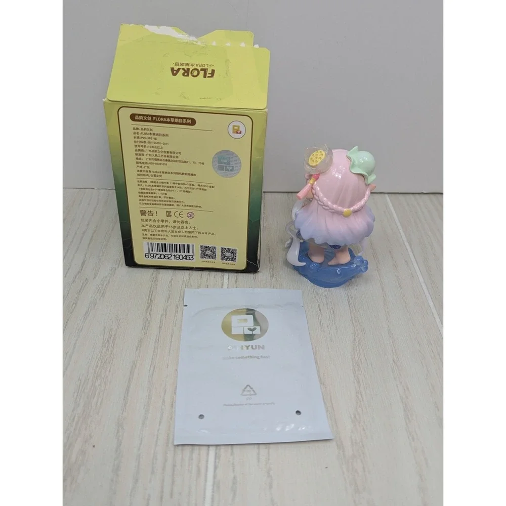 FLORA Compendium of Materia Medica Blind Box Water Lily Figure Box‎ Card